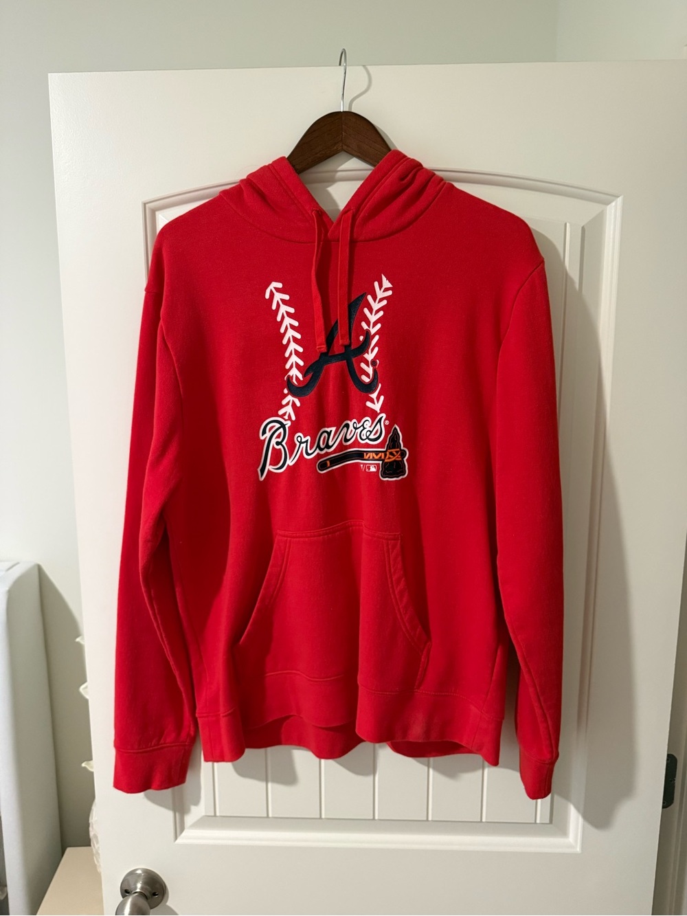 Atlanta Braves Hoodie Men’s Large